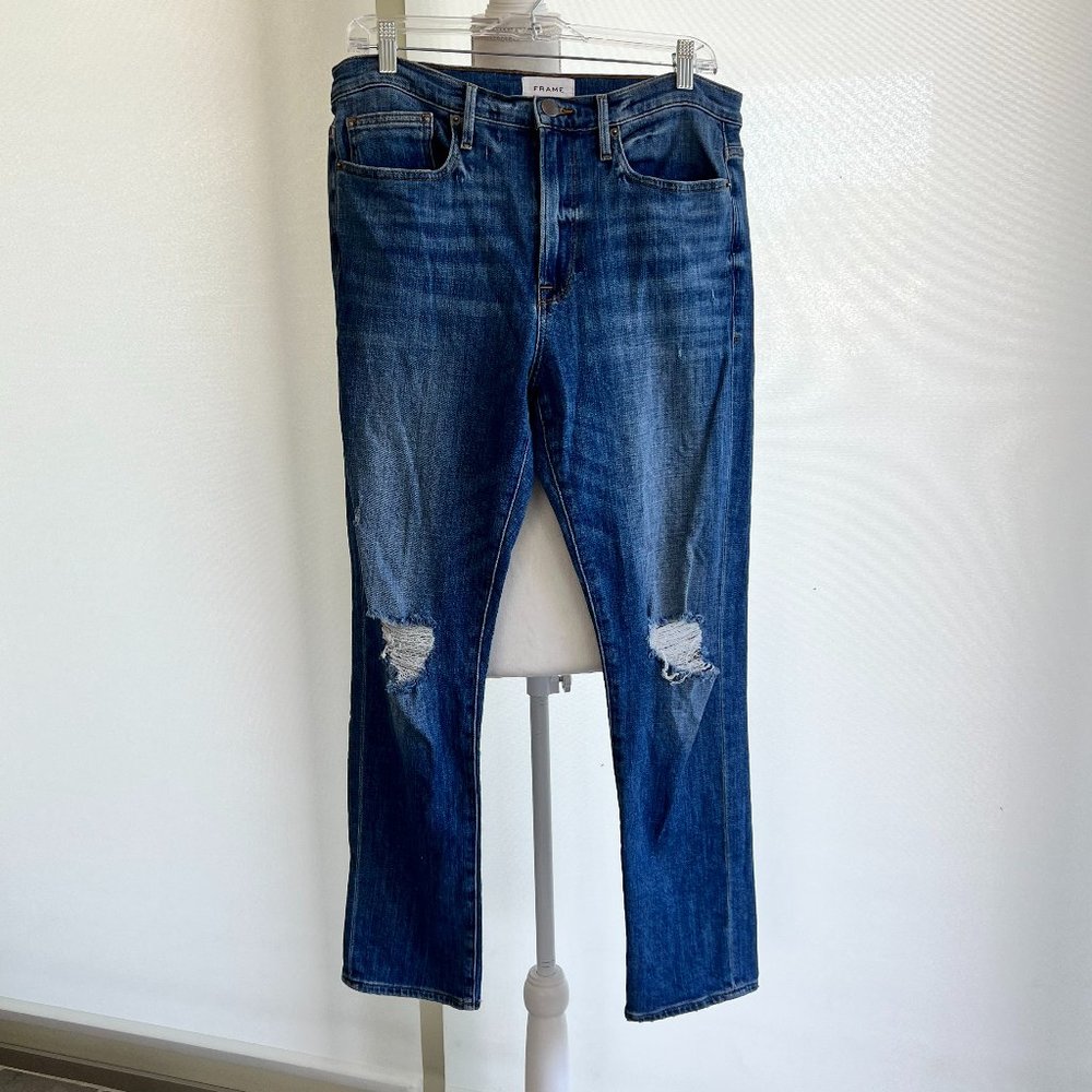 good condition Frame 'Le Beau' medium boyfriend ripped soft jeans